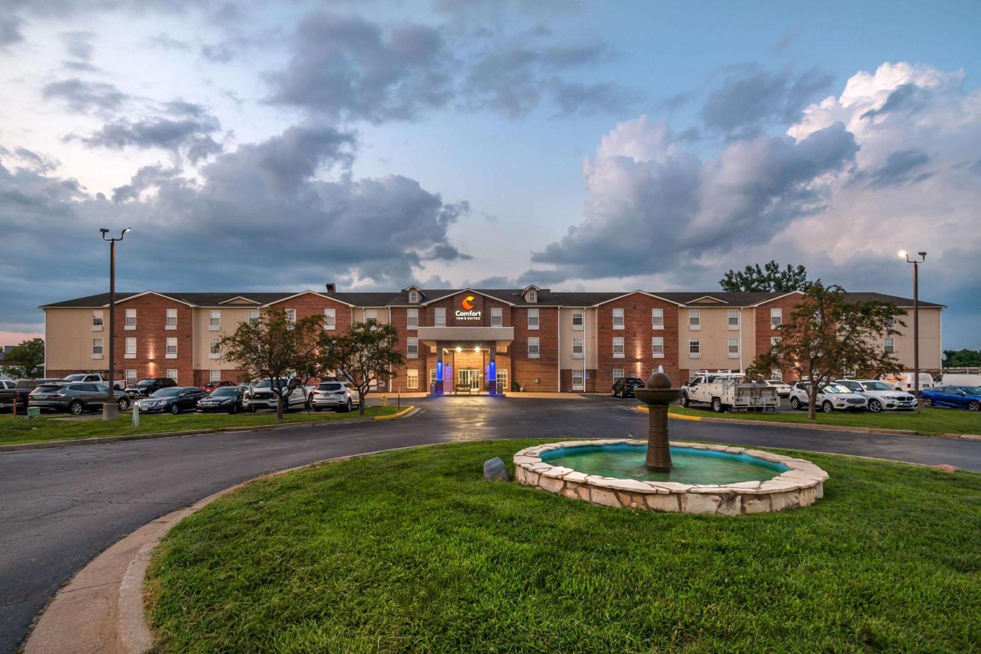 Comfort Inn & Suites St Louis - Chesterfield Eksteriør billede